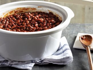 Vegetarian Slow-Cooked Boston Baked Beans