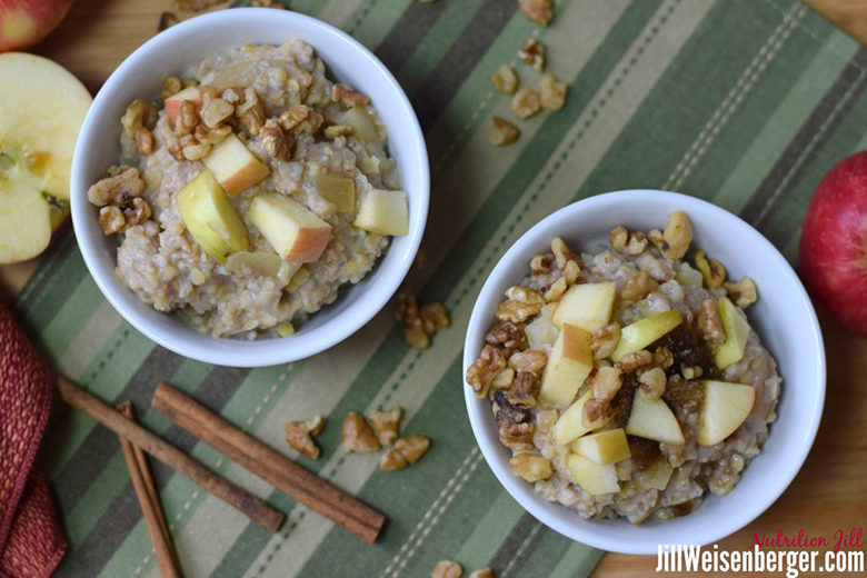 Creamy oats and lentils with spiced apples served in two bowls