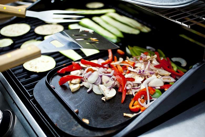 Griddles: Versatile Cooking for Solo or Family-Sized Meals | Food & Nutrition Magazine | Volume 10, Issue 4