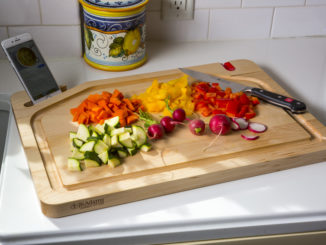 Access Online Recipes While You Cook - Food & Nutrition Magazine - Kitchen Tool Reviews
