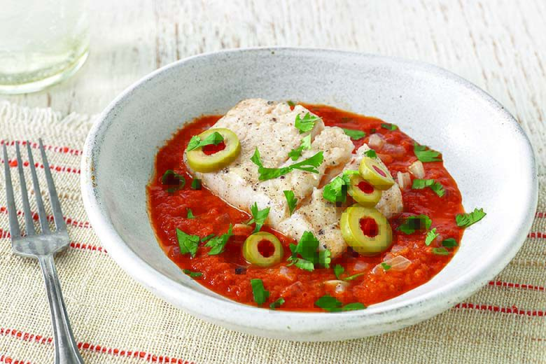 Sauteed Fish with Tomato-Pepper Sauce | Food & Nutrition Magazine | Volume 9, Issue 1