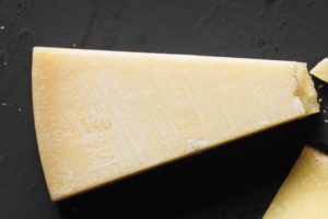 Dichiara formaggio a 10 deliziose varietà di formaggio duro -