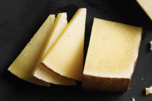 Dichiarate formaggio a 10 deliziose varietà di formaggio duro -