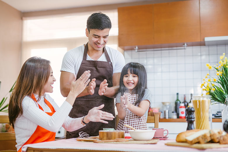 5 Ways to Get Your Kids in the Kitchen - Food & Nutrition Magazine - Stone Soup