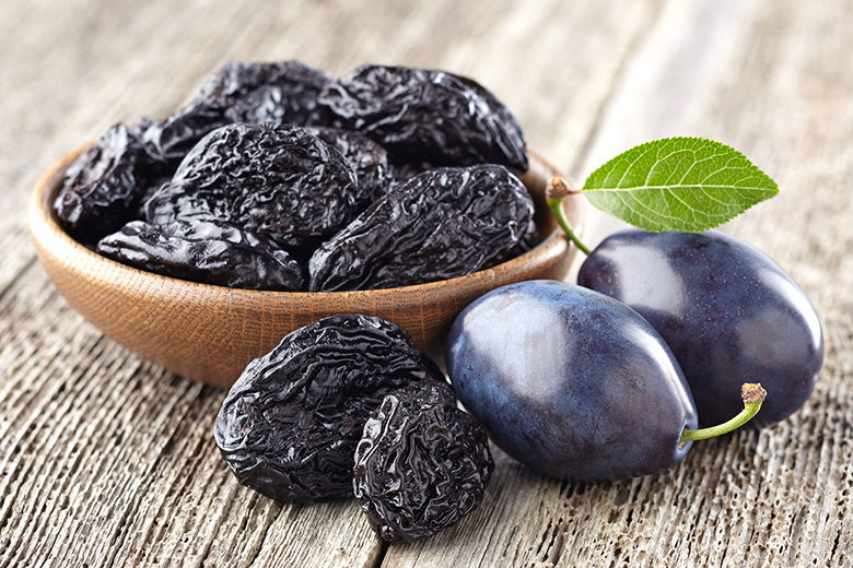 Article: Eating, Diet & Nutrition For Constipation (2022) Prunes
